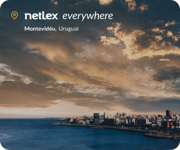 Foto mostra uma visão panorâmica da cidade de Montevideu, capital do Uruguai, onde a funcionária do netlex, Sofia, mora e faz trabalho remoto. No netlex o colaborador pode trabalhar de qualquer lugar do mundo.
